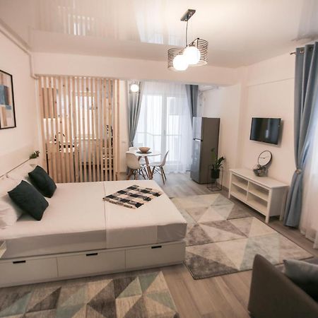 Premium Studios Mamaia Nord - Marea La 50M Năvodari Екстериор снимка