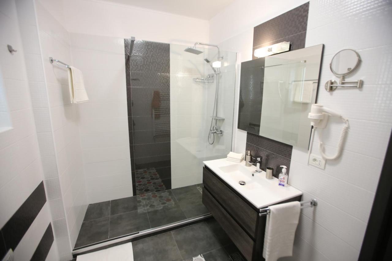 Premium Studios Mamaia Nord - Marea La 50M Năvodari Екстериор снимка