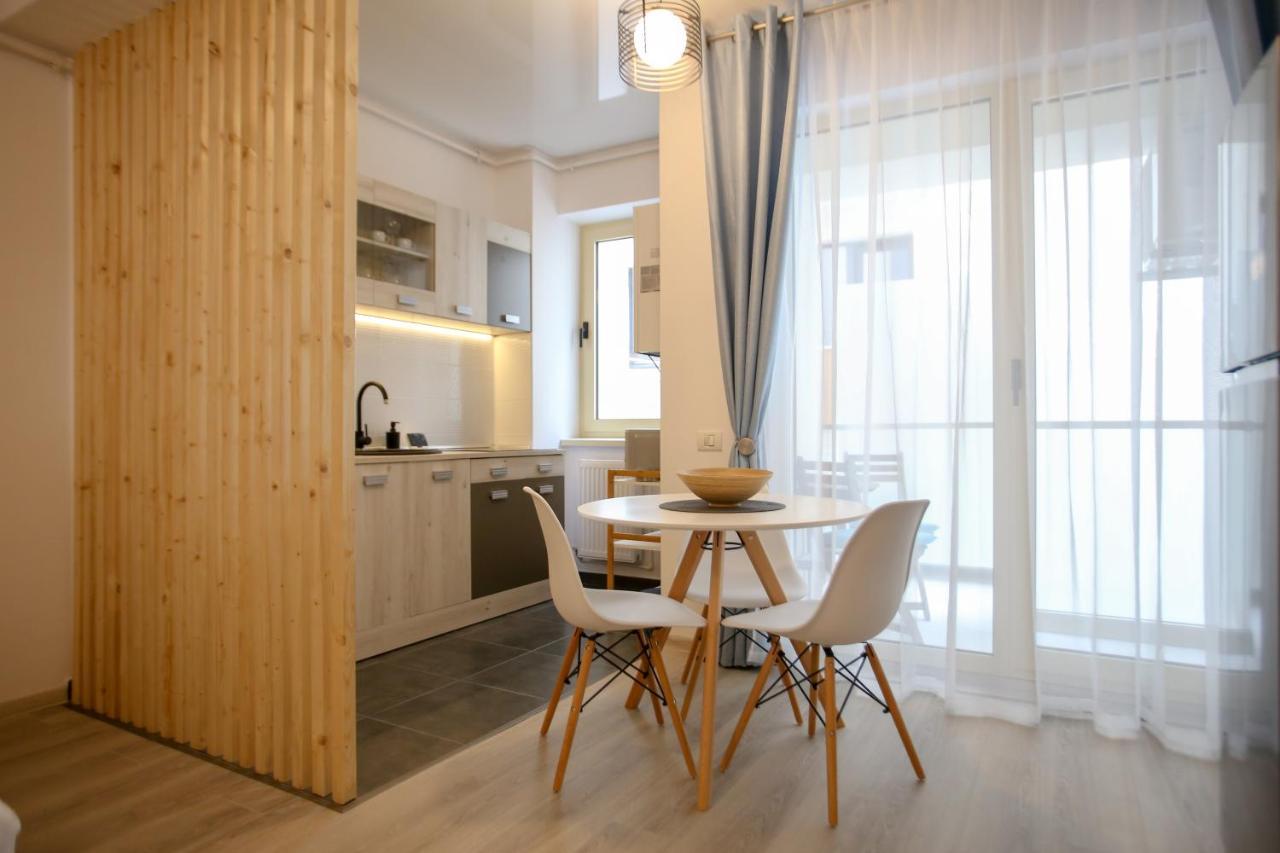 Premium Studios Mamaia Nord - Marea La 50M Năvodari Екстериор снимка