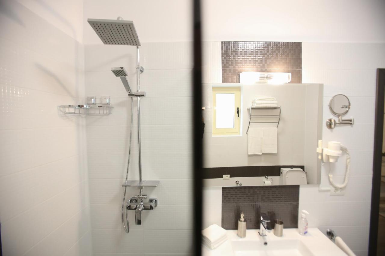 Premium Studios Mamaia Nord - Marea La 50M Năvodari Екстериор снимка
